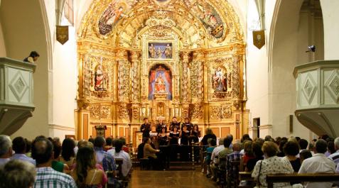 Concierto en la iglesia de San Pedro de Mendigorría, en el marco de la edición de 2014 del Festival de Música de la localidad