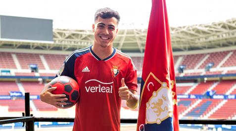 manu sánchez Manu Sánchez, en su presentación en El Sadar