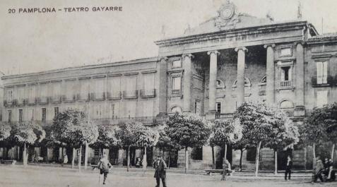 El teatro en una postal de hacia 1920 Teatro