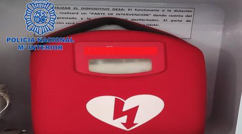 Desfibrilador El aparato desfibrilador utilizado por los agentes