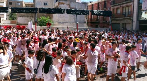 Fotos del cohete de fiestas en Valtierra. Fotos del cohete de fiestas en Valtierra.