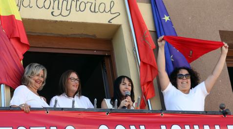 Chupinazo de Mélida El chupinazo dio rienda suelta a la alegría