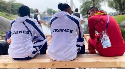 ASier François Beoringyan realizó esta fotografía minutos antes de que Asier, Kwaou-Mathey y Martinot recogieran sus medallas