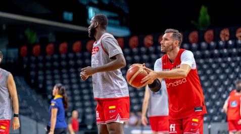 Fotos de la Selección Española de Baloncesto en el Navarra Arena Fotos de la Selección Española de Baloncesto en el Navarra Arena.