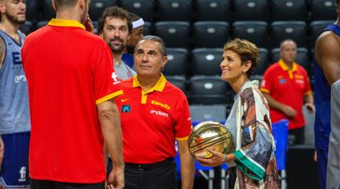 Chivite María Chivite y Sergio Scariolo, en el Navarra Arena
