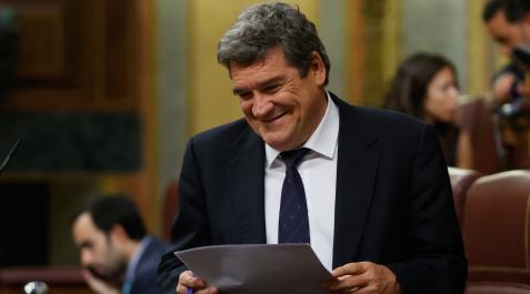 El ministro de Inclusión, Seguridad Social y Migraciones, José Luis Escrivá, en el Congreso de los Diputados, donde ha defendido la reforma del Régimen Especial de Trabajadores Autónomos (RETA)