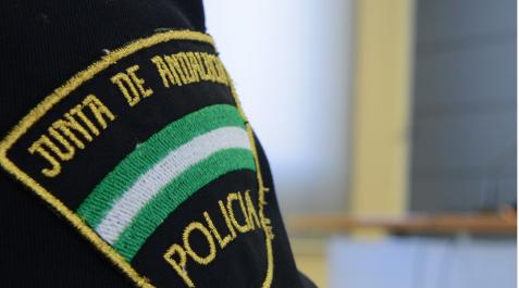 Agente de la Policía Nacional Adscrita a la Comunidad Autónoma Agente de la Policía Nacional Adscrita a la Comunidad Autónoma