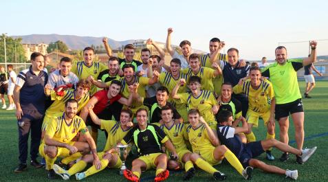 Bidezarra-Amigó Los jugadores y el cuerpo técnico del Amigó se impusieron al Bidezarra y jugarán la eliminatoria previa de la Copa del Rey.