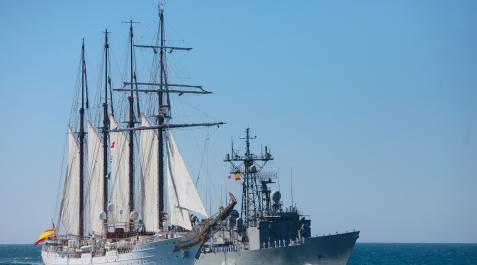 Felipe VI preside a bordo de 'Elcano' la parada naval por el V Centenario de la Circunnavegación Felipe VI preside a bordo de 'Elcano' la parada naval por el V Centenario de la Circunnavegación