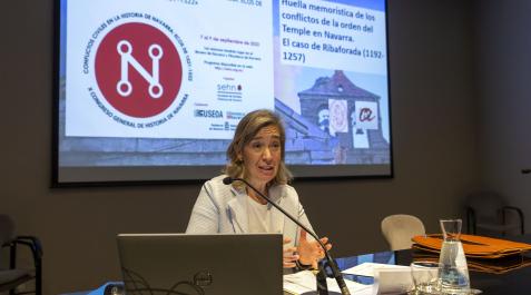 Julia Pavón Benito, en la primera jornada del X Congreso de Historia General de Navarra Julia Pavón Benito, en la primera jornada del X Congreso de Historia General de Navarra