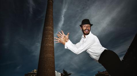 NAK Txus Eguilaz presenta hoy en Pamplona un nuevo espectáculo, dentro del Festival NAK.