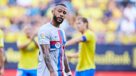 Depay durante el Cádiz-Barcelona Depay durante el Cádiz-Barcelona