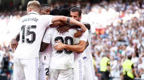 Los futbolistas del Real Madrid celebran uno de los goles contra el Real Mallorca Los futbolistas del Real Madrid celebran uno de los goles contra el Real Mallorca