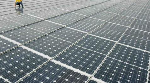 placas-solares La fuerte demanda de placas solares está saturando la capacidad de los instaladores