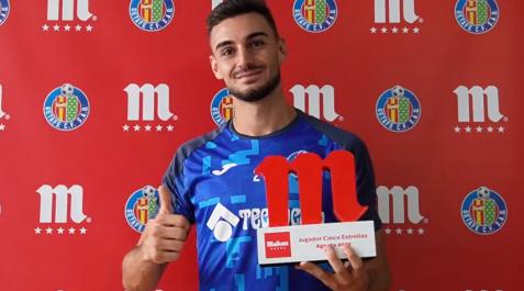 JIglesias Juan Iglesias con el premio Jugador Cinco Estrellas