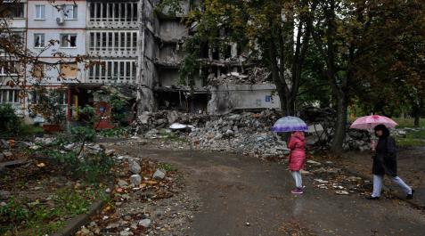 Destrucción en Kharkiv, Ucrania, por la guerra Destrucción en Kharkiv, Ucrania, por la guerra