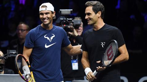 NADAL FEDERER Rafa Nadal y Roger Federer, durante un entrenamiento en la Laver Cup