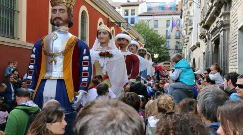 Fotos del recorrido de los gigantes por el Casco Antiguo de Pamplona en el último día de San Fermín Txikito 2022. Fotos del recorrido de los gigantes por el Casco Antiguo de Pamplona en el último día de San Fermín Txikito 2022.