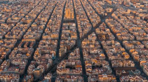RESILIENCIA-URBANA Vista aérea del barrio del Eixample de Barcelona