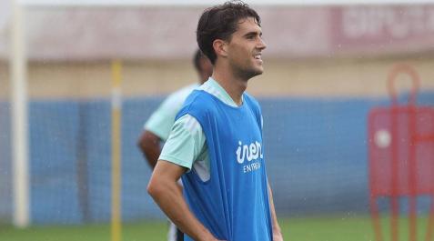 avi Martínez, en uno de sus primeros entrenamientos con el Albacete Balompié avi Martínez, en uno de sus primeros entrenamientos con el Albacete Balompié