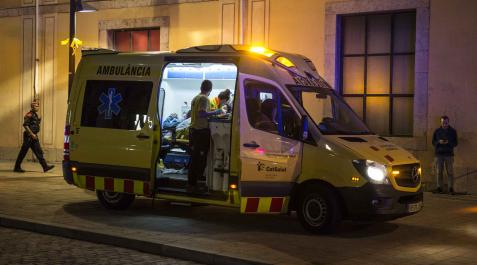 Servicios de emergencias a 30 de septiembre de 2022 en el exterior de la Casa de Cultura, en Girona (Cataluña Servicios de emergencias a 30 de septiembre de 2022 en el exterior de la Casa de Cultura, en Girona (Cataluña)
