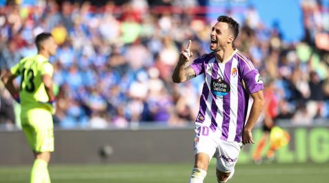 Oscar Plano, del Real Valladolid, celebra un gol en el partido contra el Getafe CF