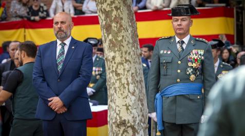 Fotos del desfile de la Guardia Civil en el día de su patrona en Pamplona. | Jesus Caso