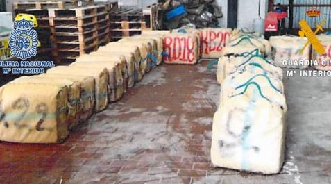Operación policial en Almería Droga intervenida en la operación policial