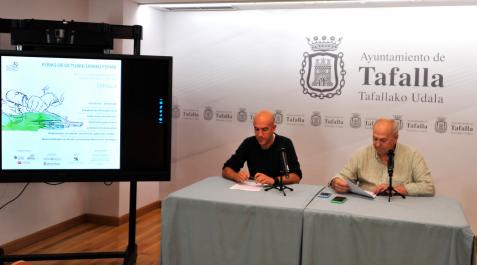 Ion Kepa Soltxaga, a la izda., y Jacinto Goñi durante la presentación ayer de las ferias de octubre. Ion Kepa Soltxaga, a la izda., y Jacinto Goñi durante la presentación ayer de las ferias de octubre.
