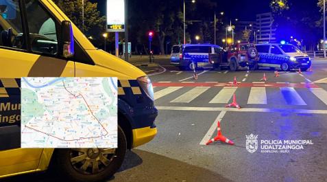 El todoterreno ha chocado contra las patrullas que intentaban cerrarle el paso en la avenida del Ejército El todoterreno ha chocado contra las patrullas que intentaban cerrarle el paso en la avenida del Ejército