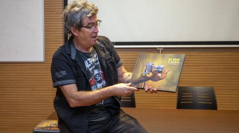 Alfredo Piedrafita Alfredo Piedrafita en la presentación de 'El ruido al silencio'