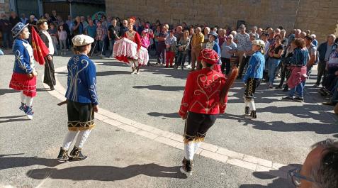 Fotos de la VII Fiesta de la Madera con hermanamiento entre Burgui y Mauelón Burgui