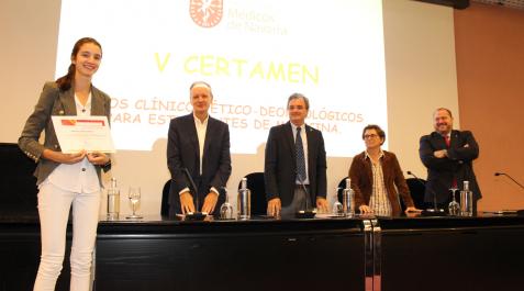 María Álvarez Nájera recoge su premio María Álvarez Nájera recoge su premio