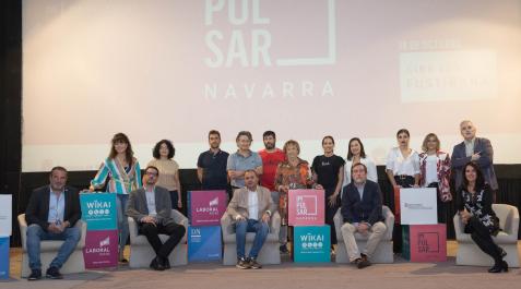 Participantes e invitados al programa ‘Impulsar Navarra’ celebrado ayer en el cine Lux de Fustiñana y presentado por Belén Galindo y Leyre Mateos Participantes e invitados al programa ‘Impulsar Navarra’ celebrado ayer en el cine Lux de Fustiñana y presentado por Belén Galindo y Leyre Mateos