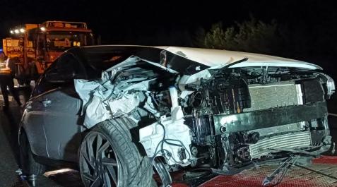 Imagen del estado en el que quedó el vehículo implicado en el accidente Imagen del estado en el que quedó el vehículo implicado en el accidente
