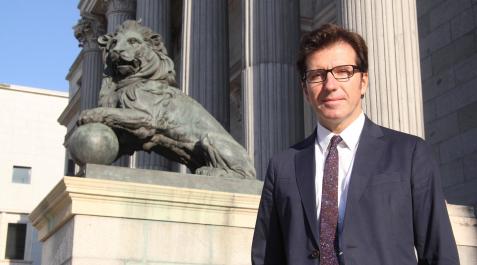 Juan Moscoso 1/10/2015 MADRID. El diputado navarro, Juan Moscoso, ante el Congreso de los Diputados.