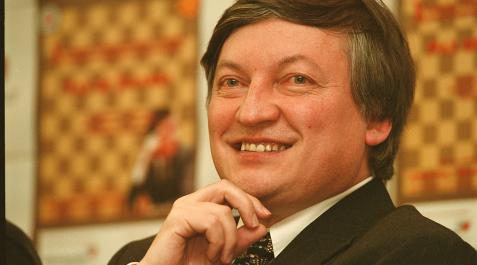 Anatoli Kárpov Anatoli Kárpov