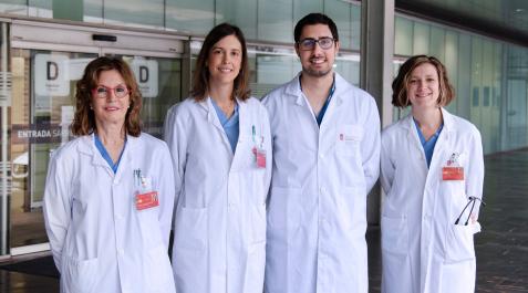cirugia-endocrina_HUN Integrantes de la Unidad de Cirugía Endocrina del HUN: Pilar Salvador Egea (jefa de Unidad), Andrea Goikoetxea Urdiain (FEA), Aitor Redondo Expósito (FEA) y Guadalupe Talavera Utrera (MIR Cirugía general)