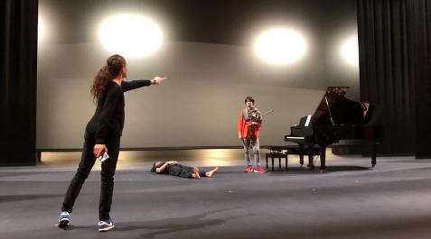 ENSAYO EN EL MUN Imagen de los ensayos de 'Farfarout’, espectáculo multidisciplinar, esta tarde en el MUN.