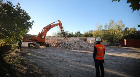 La vivienda de la vaquería de Oroz, convertida en una montaña de escombros tras su derribo Vaquería de Oroz
