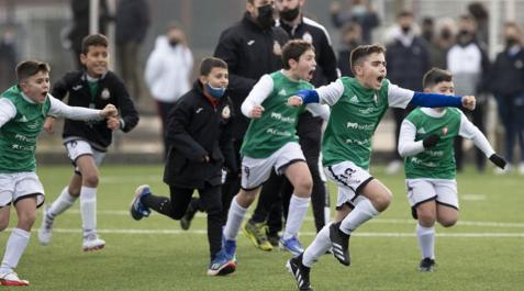 104 equipos y 73 centros escolares participan en este torneo organizado por la entidad rojilla 104 equipos y 73 centros escolares participan en este torneo organizado por la entidad rojilla