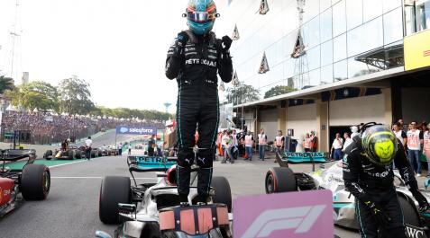 El británico George Russell, de Mercedes, celebra la victoria El británico George Russell, de Mercedes, celebra la victoria