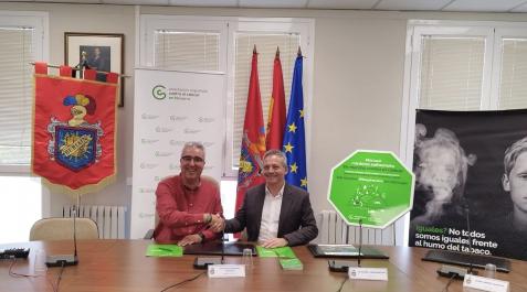 Firma del alcalde de Beriáin, José Manuel Menéndez y el gerente de la asociación, Javier García Sayés Firma del alcalde de Beriáin, José Manuel Menéndez y el gerente de la asociación, Javier García Sayés