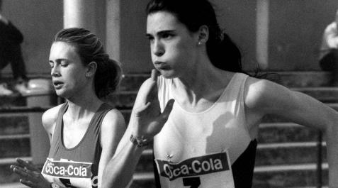 Arantxa Reinares Arantxa Reinares, mejor velocista española, fue galardonada junto con el pelotari Fernando Arretxe como mejores deportistas navarros de 1997.