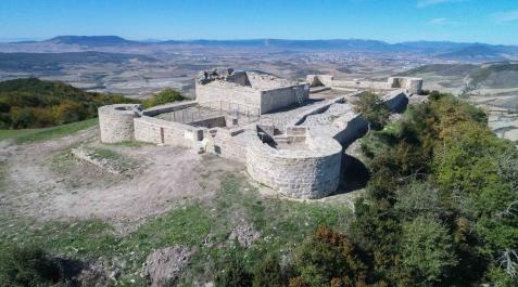 Vista aérea del castillo de Irulegi Vista aérea del castillo de Irulegi