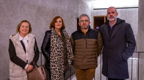 María Sanz Biurrun, Cristina Cuesta, Julio Vidaurre y el moderador de la mesa, Yulen Garmendia, periodista de Diario de Navarra María Sanz Biurrun, Cristina Cuesta, Julio Vidaurre y el moderador de la mesa, Yulen Garmendia, periodista de Diario de Navarra