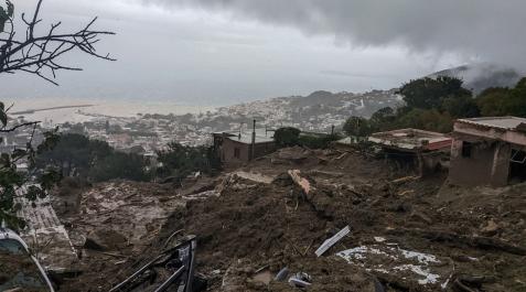 CORRIMIENTO-TIERRA-ITALIA Área afectada por el corrimiento de tierras en Casamicciola, en la isla Ischia en el sur de Italia