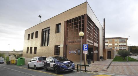 Vista exterior del consultorio médico de Larraga Larraga