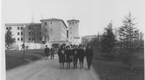 El campus de la Universidad de Navarra, en 1973. El campus de la Universidad de Navarra, en 1973. A la izquierda, el Colegio Mayor Belagua y al fondo el edificio central.
