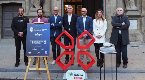 pamplona-eSports Participantes en la presentación de la jornada ‘Los eSports, entre la diversión y el negocio’ organizada por el Ayuntamiento de Pamplona, el SNE y Nexus Universes